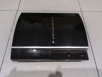 Fat Sony PS3 Console w/ PS2 games installed