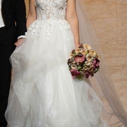 Gorgeous Wedding Gown
