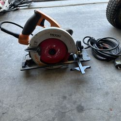 Ridgid R3203 circular saw 6-1/2 inch