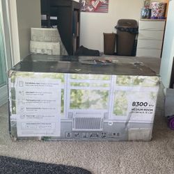 GE Profile - ClearView 350 sq. ft. 8,300 BTU Smart Ultra Quiet Window Air Conditioner with Wifi and Remote - White