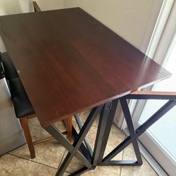 Bar/Convertible Dinner Table and Two bar stools 