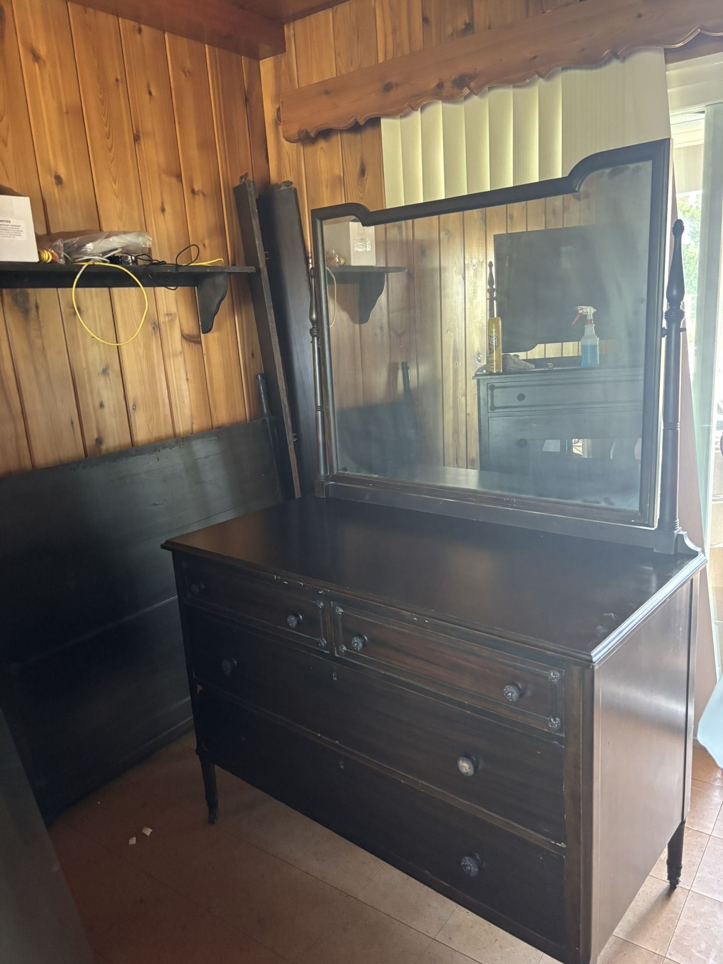 Antique Mahogany 1917 Bedroom Set
