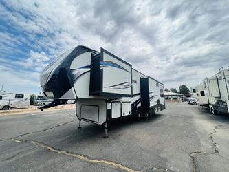 2017 Keystone Avalanche