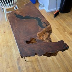 Live edge table