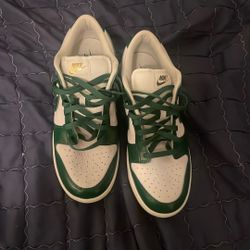 Nike Dunks