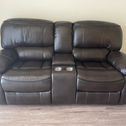 Leather Love Seat 