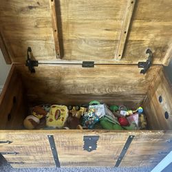 Storage Chest 