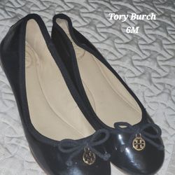 Tory Burch Chelsea Black Patent Size 6M $18