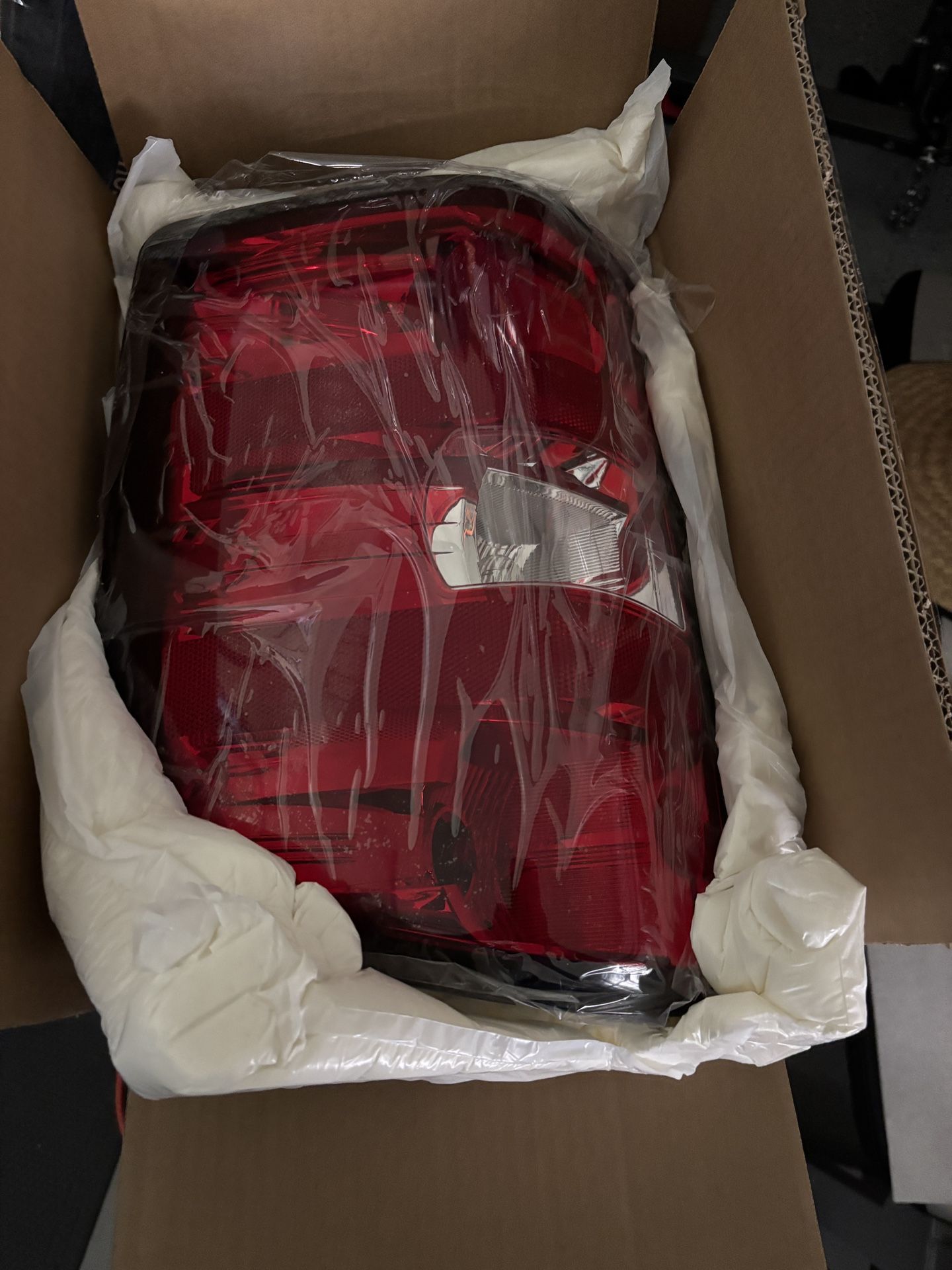 Right Tail Light - 07-13 Silverado