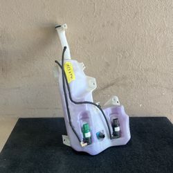 19-23 Cadillac Xt4 Windshield Wiper Fluid Tank Resevoir 2019 2020 2021 2022 2023 