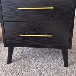 Beautiful Black And Gold 2pcs Nightstands