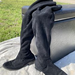Black Knee High Boot size 6.5