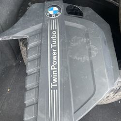 2012/2013 BMW X5 35i Engine Cover