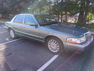 2005 Mercury Grand Marquis GS sedan only 55k miles