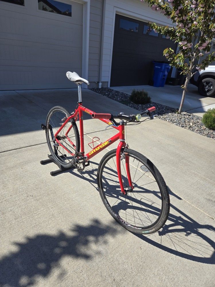 Bike  Cannondale XR800