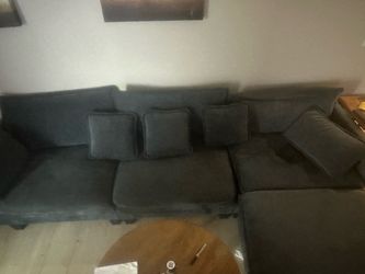 [ASAP] $700 Wayfair Couch w/ Ottoman Selling for $300 or Best Offer!!!