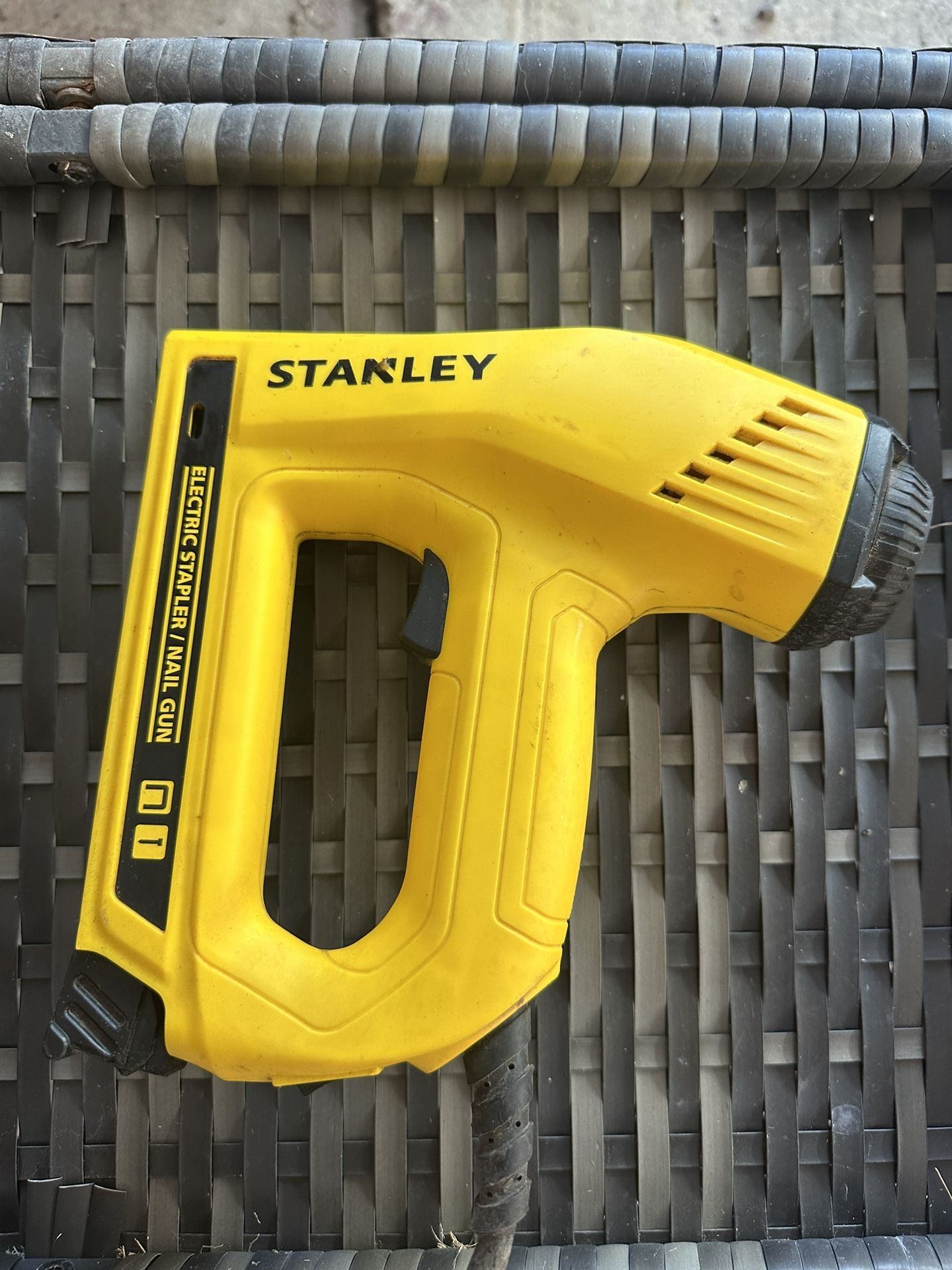 Stanley Staple Gun