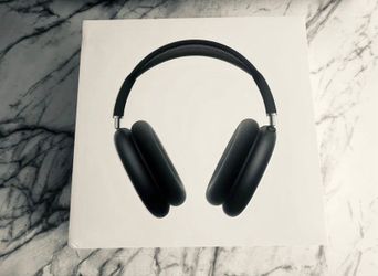Apple AirPods Max Headphones