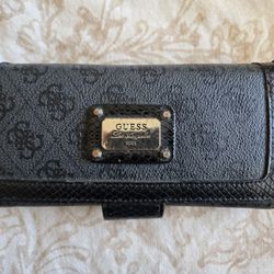 Guess Wallet 