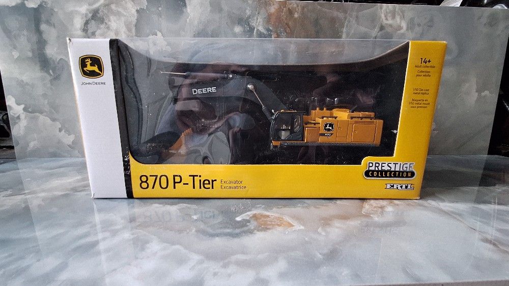John Deere 870-Tier Excavator Scale 1/50 New