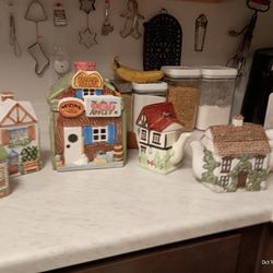 Vintage Ceramics.5 Pieces Including Lrg. Cookie JarONLY$40for All