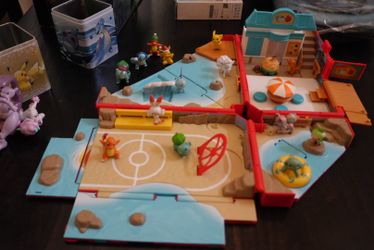 Pokémon Playset Backpack + 18 Figures & Vintage 90s Mini Case! 🎒✨