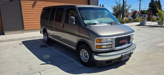 2001 GMC Savana