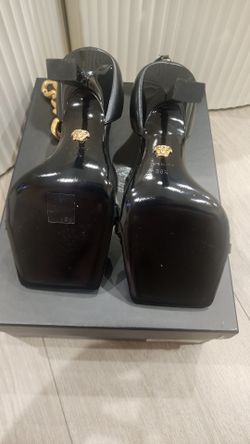 Versace sandals real not fake ! Size 38 1/2