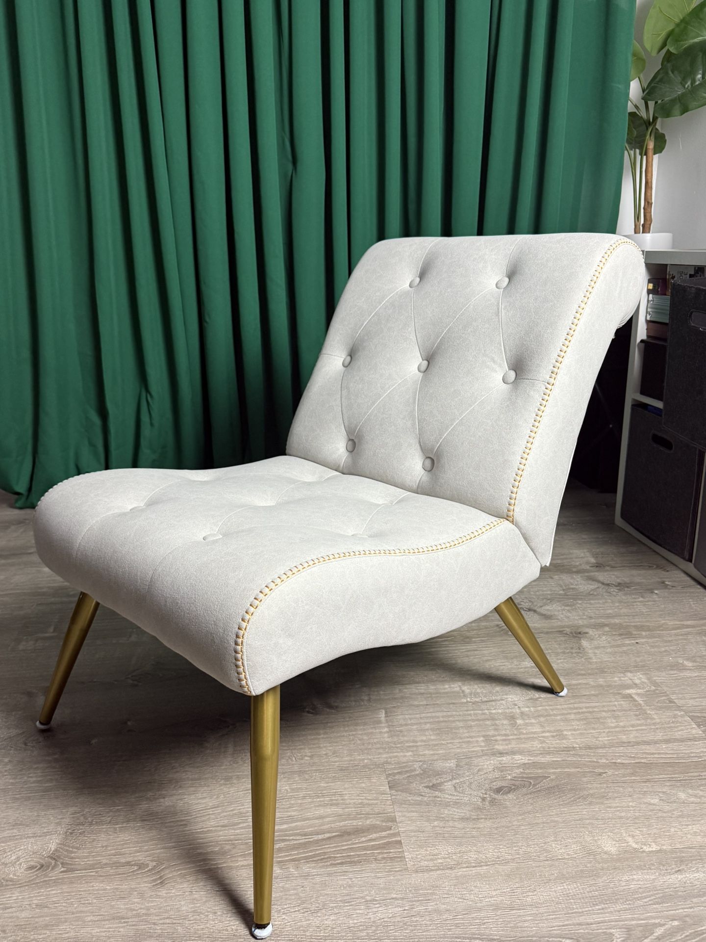 Brand New Reading Chair