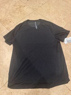 Lululemon T shirt