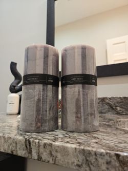 Grey candles pair