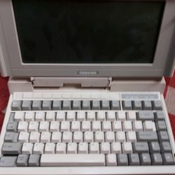 Toshiba 1st Laptop