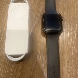 Apple Watch 44MM Series 5- Used