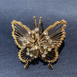 Monet Spinneret Butterfly Brooch