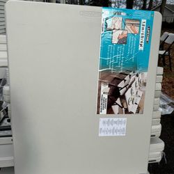 Lifetime 6' Fold-in-Half Table