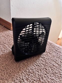 Small portable fan