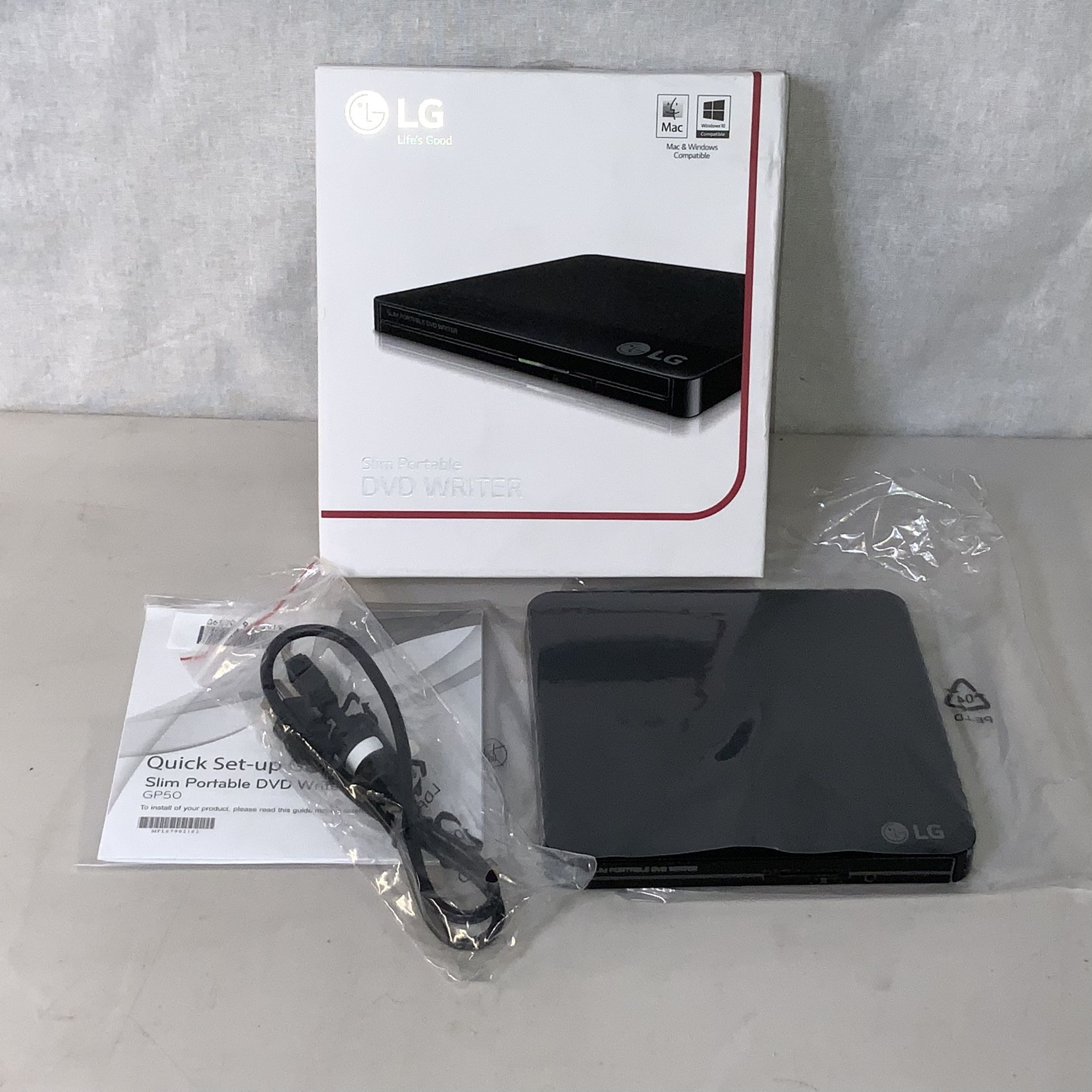 LG Slim Portable DVD Writer, External USB Powered Drive, For MAC And Windows PC, NEW Open Box