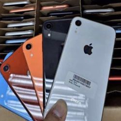 iphone XR unlocked PLUS warranty 