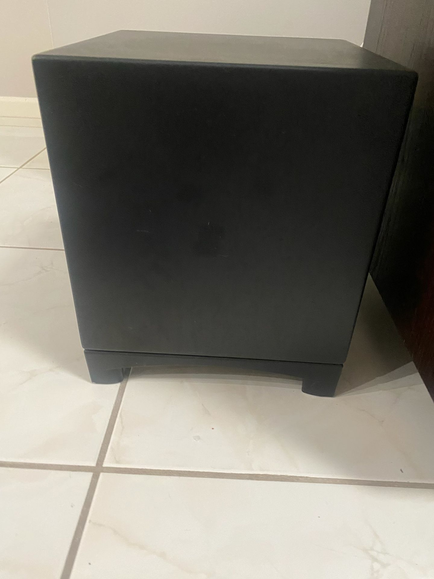 MartinLogan Dynamo 12” Powered Subwoofer – Black