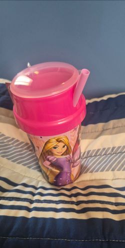 Princess cup with storage