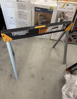 TOUGHBUILT C300 36-in W × 28.5-in H Steel Saw Horse (1100-Ib Capacity)