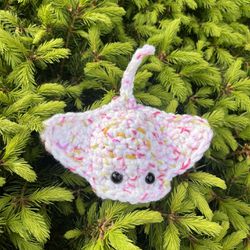 White Speckled With Mustard Yellow Belly Small Crochet Stingray