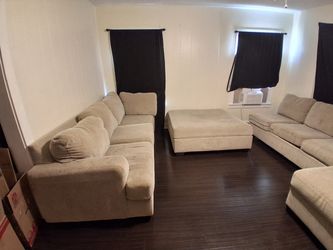 Sectional Sofa for Sale – $350  Moving out and need this sectional gone! Asking $350. It’s located on the South Side of San Antonio.  Serious inquirie