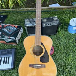 Rare Yamaha FG-330 Acoustic Guitar 