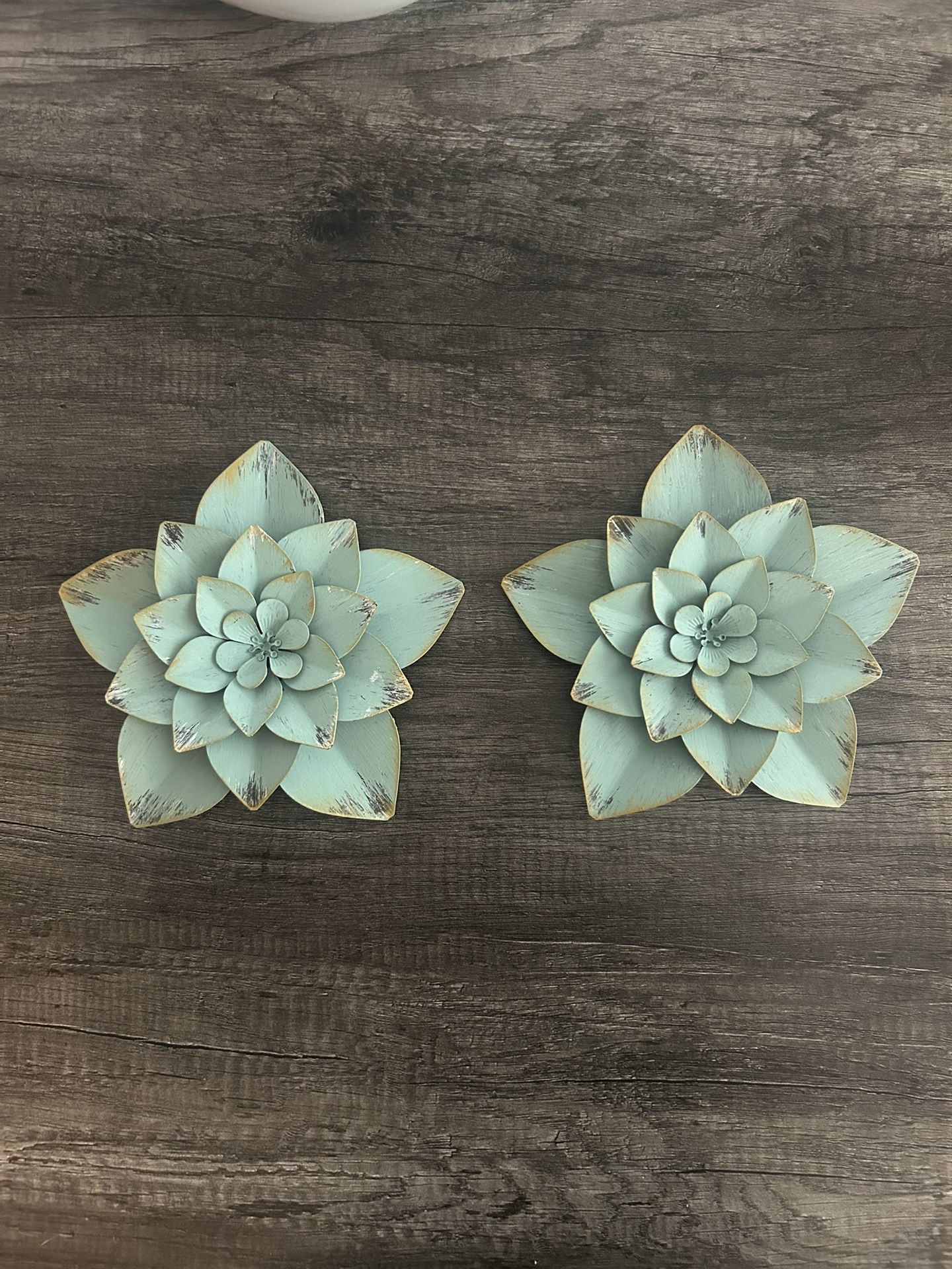 Metal Flower Wall Art, 7"