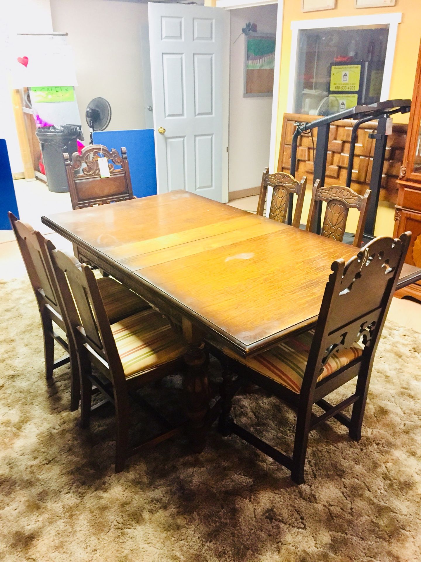 Antique Jacobean Revival Oak Dining Table w/ 7 Chairs & 2 Leaves