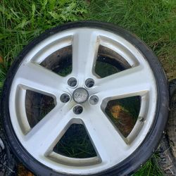 Audi rims and tires. Set of 2. 235/35zr19 91w xl