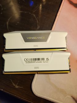 Vengeance DDR5 White