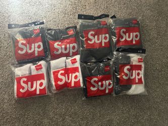 Supreme Socks
