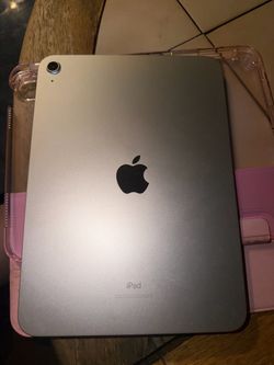 ipad 10th gen (free first gen apple pencil + adapter)